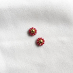 8mm Cherry red ビーズフラワーピアス