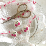 ヘアゴム さくらんぼ 刺繍 (シリコンゴム ピアス イヤリング 変更可)