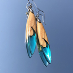 ウッドレジンピアス