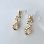 Minette☆ ノンホールピアス ( イヤリング )–SW023  ❤︎ ピアス 変更無料 ❤︎ SWAROVSKI ホワイトオパール 使用 ❤︎