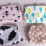 【福袋】友達と分けても、プレゼントにしてもお得！小物角型がま口4点セット：Ｐ
