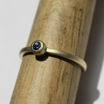 Benitoite 2.5mm Ring / K10YG