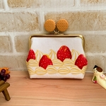 ビスケットといちごケーキの12cmがま口ポーチ