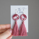 fururi-チェリーピンク- タッセル オーガンジー刺繍アクセサリー（ピアス/イヤリング）