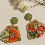 ☆再販☆インド刺繍リボンピアス(ベージュ×グリーン)