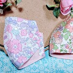 お子様用2枚「リバティプリント」を用いたハンドメイド