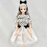 D-10【送料無料】【ジェニー サイズ ドール服】モノトーンワンピース・ドット