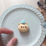 チョコミントアイスのせりすぱん ブローチまたはマグネット