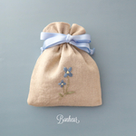 ［再販］手刺繍巾着ポーチ ❁ 青い小花