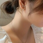 送料無料♡大ぶりゴールド ハート ラインストーンピアス♡☆silver925ポスト キュービックジルコニア
