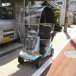 介護用品のシニアカー、セニアカー、４輪電動車に 雨除け 日よけ 風よけの 屋根