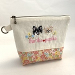 215125p様オーダー品☆犬の手刺繍の化粧ポーチ