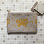 [優先ご案内　TUMUGU様] new！　forest wing フラットポーチ　ライトグレー　16 ミナペルホネンの刺繍生地