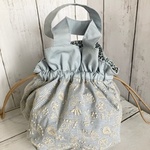 ぷっくり巾着　ミナペルホネンC&Sコラボ刺繍生地　チェック