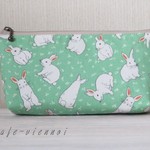 春色＊母の日　ピョンピョンうさぎのマルチ ポーチ＊コスメ、通帳ケース＊ペンケース