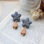 ビーズ刺繍＊ウッドチャーム⁑ブルースターピアス