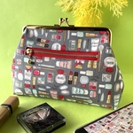 たくさんのコスメ柄 化粧ポーチ プチギフト など マチ付き 可愛い がま口ポーチ USAコットン