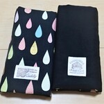 エルゴ用よだれパッド・リバーシブル しずくB×ブラック