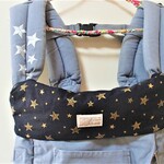 抱っこひも用首まわりパッド・リバーシブル 星柄GD×ブラック