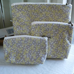 ※014toka562mi様ご注文品※リバティビニコのポーチ３点セット　Dalmatian dots