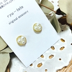 ✨新作レジン✨円形チビパールピアス💕　レジンイヤリング＊レジンピアス＊    　普段使い　レジンレジンピアス　レジンイヤリング　