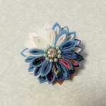 ツマミのお花 ブローチ
