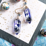  狐と彼岸花のピアス・イヤリング【青】