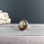 レトロ　シェルボタンの リング【フリーサイズ】 