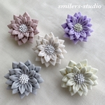 kon...さま　オーダー品『つまみ細工のくるみボタン5色セット』