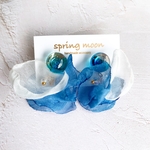 2way一粒ガラスのシフォンフラワーピアス〜ブルー〜