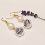 【♡ラベンダー×パール♡】お花とパールいっぱいのガラスドームピアス♡