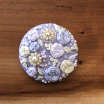 ビーズ刺繍くるみボタン（ヘアゴム/ブローチ）