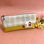 赤ずきんちゃん❄︎柔らかいピンクのチェックとマスタードのペンケース
