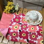 【再5】ピンク25×30⭐️25×35❤️色々オーダー⭐️女の子大きな花柄両面可愛いランチョンマット⭐️お揃いの巾着オプション