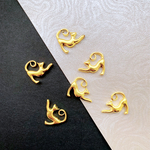 □ チャーム □ チャーム猫 伸び 猫