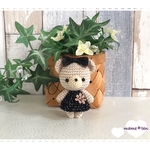 あみぐるみ♪ブラックコーデのおめかしクマちゃんストラップ