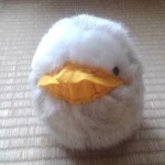 爽やかなガマグチヨタカのぬいぐるみ