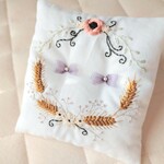 《モニター価格にて販売中》刺繍リングピロー💍　※イニシャル等追加オーダー不可