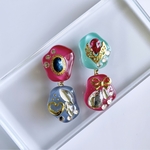 pentagon×pentagon glass lotuspink Earrings