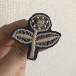 レア*ちいさなおはなのブローチ〇ミナペルホネン