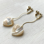 mother of pearl heartイヤリング/ピアス