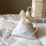 ＊love and eco*ラベンダーサシェ*アンティークリネン＆刺繍*布花*あじさい