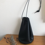 手縫いの巾着型バッグ　サコッシュ　ポシェット