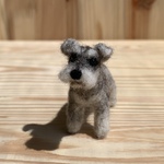 フェルト犬　シュナウザー　ミミシロさん　<MW410>