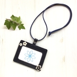  本革　花のID カードホルダー　ネイビー