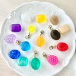 送料無し! ドロップチャーム色選択可能