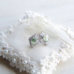 爽やかマスカットグリーン/Green Kyanite Cubic Zirconia pierce 