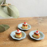 さくらんぼとカラメルプリン