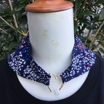 エコな熱中症対策／ネッククーラー・ ハートホック　花畑・ネイビー