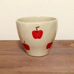 newリンゴの湯飲み茶碗